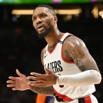 Lakers buscarán romper el mercado de la NBA: ofertarían por Lillard