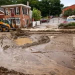 Tras las inundaciones que afectaron el estado Kathy Hochul alerta sobre las estafas de aumento de precios en NY