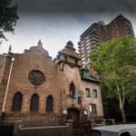 Mujer fue abusada frente a iglesia en Nueva York: No hay lugar a salvo