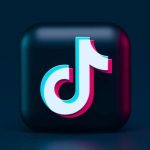 Warner Music Group y TikTok firman acuerdo de licencia