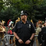 Hombre baleado y cuatro heridos durante West Indian Day Parade al que asistieron alcalde y gobernadora de Nueva York