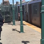 Un pasajero murió arrollado en estación del Metro de Nueva York en Queens