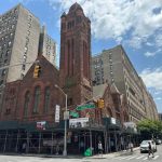 Matt Damon evitar demolición de iglesia histórica en Nueva York