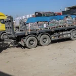 Nuevo convoy de camiones de ayuda entra desde Egipto en segundo día de tregua en Gaza