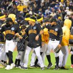 ÁGUILAS BLANQUEAN TIGRES EN INICIO SERIE “TITANES DEL CARIBE”