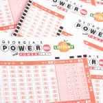 La lotería de Nueva York pide revisar boletos de Powerball pues hay dos premios de $50 mil sin reclamar