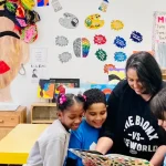 Una escuela pública de El Bronx celebra 20 años siendo el ‘hogar creativo’ de más 5,000 estudiantes