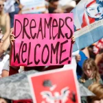 Urgen a ‘dreamers’ y jóvenes con o sin TPS aplicar por una beca en Nueva York