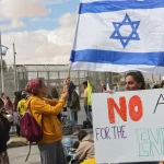 Manifestantes israelíes bloquean el ingreso de ayuda humanitaria a Gaza