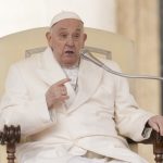 Papa Francisco dice que no renunciará, en su próxima publicación