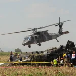 Un accidente de helicóptero militar en la frontera de Estados Unidos y México dejo tres muertos y un herido