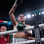 David Benavídez lanzo dardo contra el Canelo Álvarez y descarta cambiar de promotora