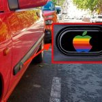 Hombre heredó un viejo coche salvado del desguace. Sin saberlo, se hizo con el primer coche “Apple” de 1996