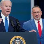 Hasta 30 millones de personas tendrán condonación de intereses o perdón de deuda estudiantil bajo nuevo plan de Biden