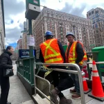 Crónica de cierres anunciados: la odisea de moverse en Metro en New York con estaciones en obra