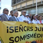 RD: “Somos médicos, no somos criminales”, galenos protestan por condenas a centros de salud