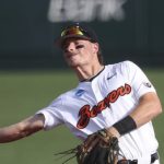 Guardianes escogen al australiano Bazzana como la primera selección del draft de MLB