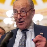 Schumer está a favor de Biden, mientras demócratas del Senado dudan