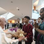 “El papa llega a Singapur, la última etapa de su gira por Asia-Pacífico”