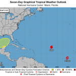 Leslie se convierte en tormenta tropical en el Atlántico; huracán Kirk sigue en aguas abiertas