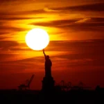 El área de New York verá la última puesta de sol a las 6 p.m. hasta 2025 el viernes